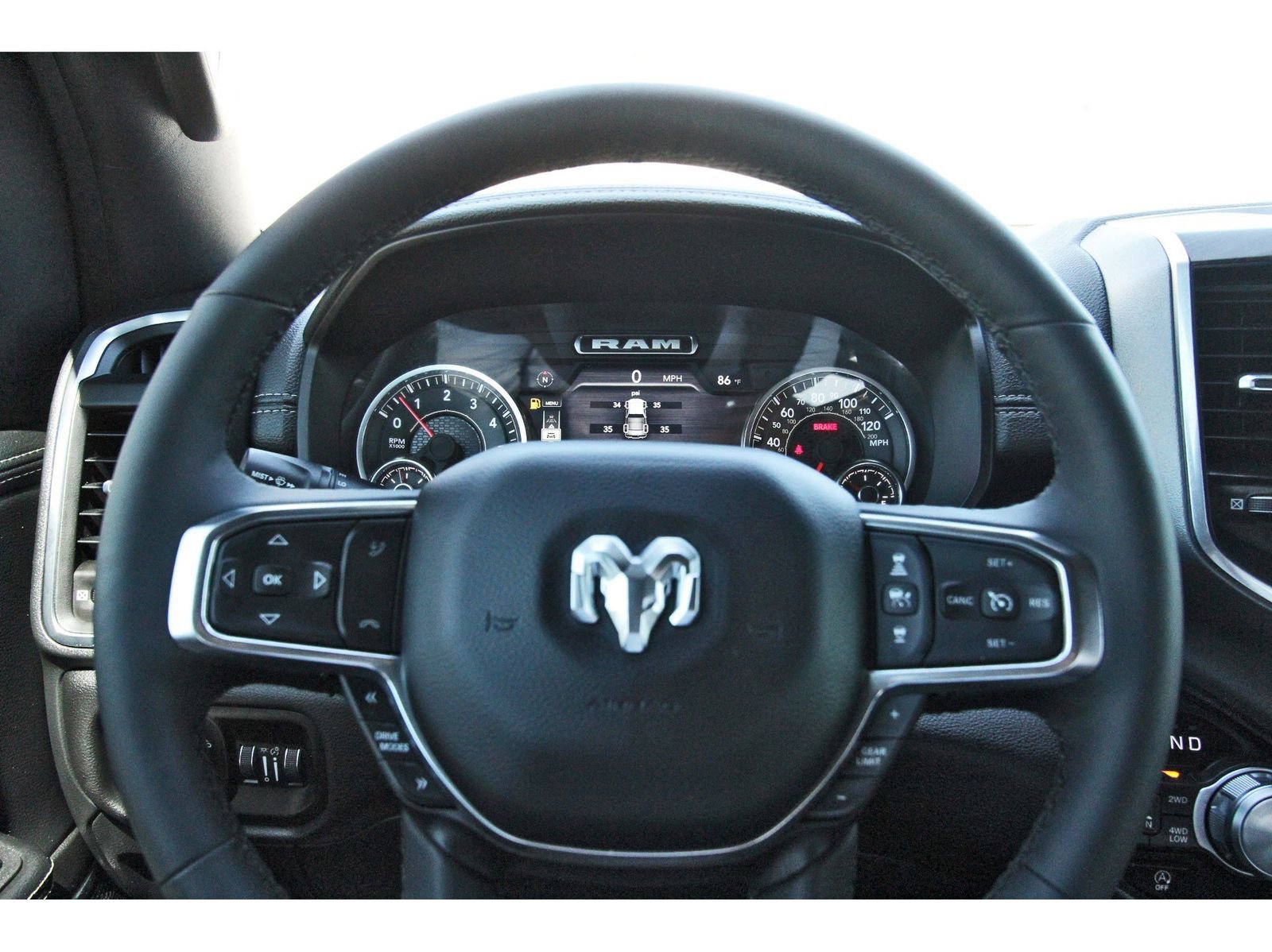 Used 2025 RAM 1500 Laramie w/ Laramie Southwest Edition image 16