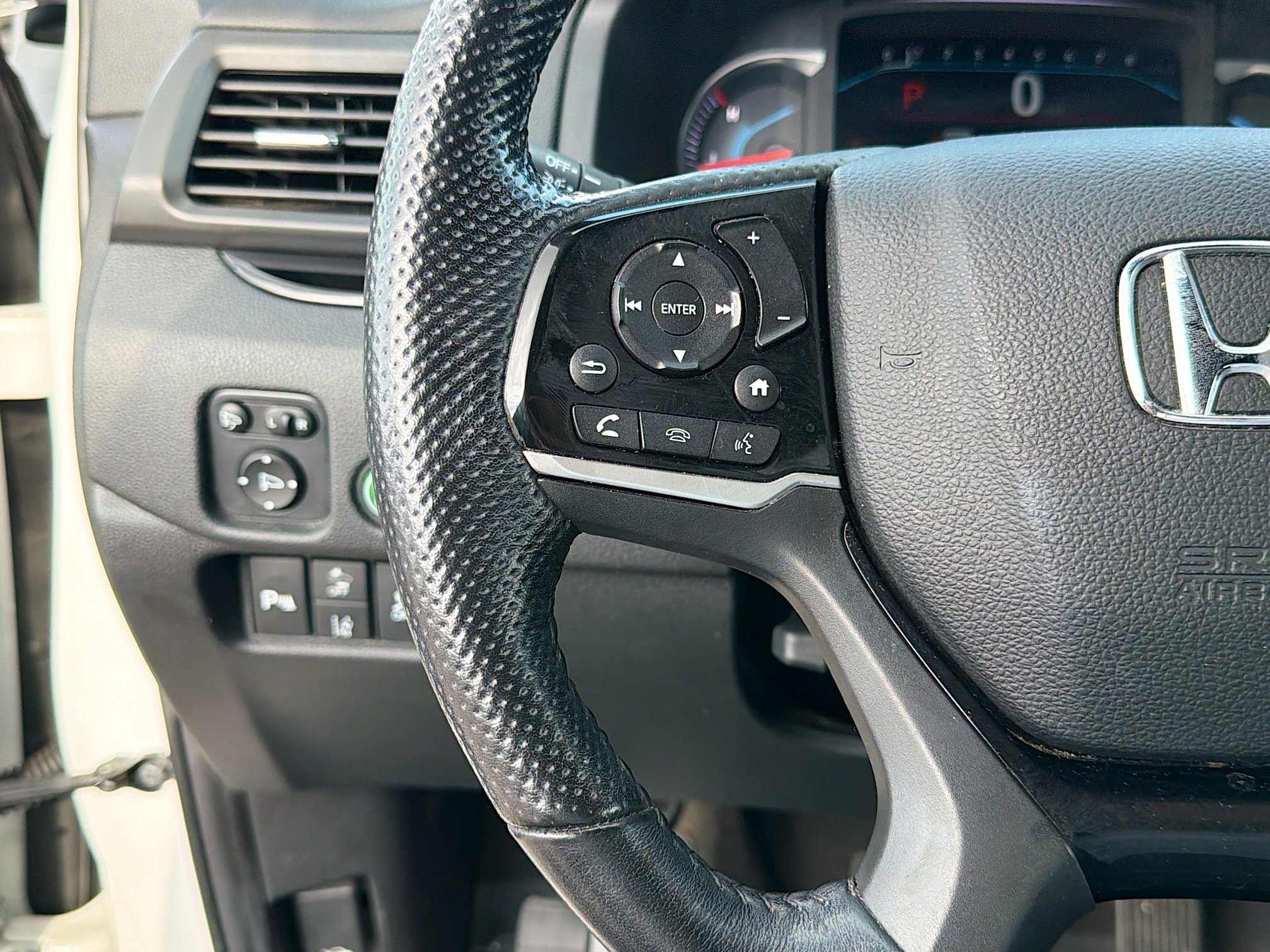 Used 2020 Honda Passport Elite image 37