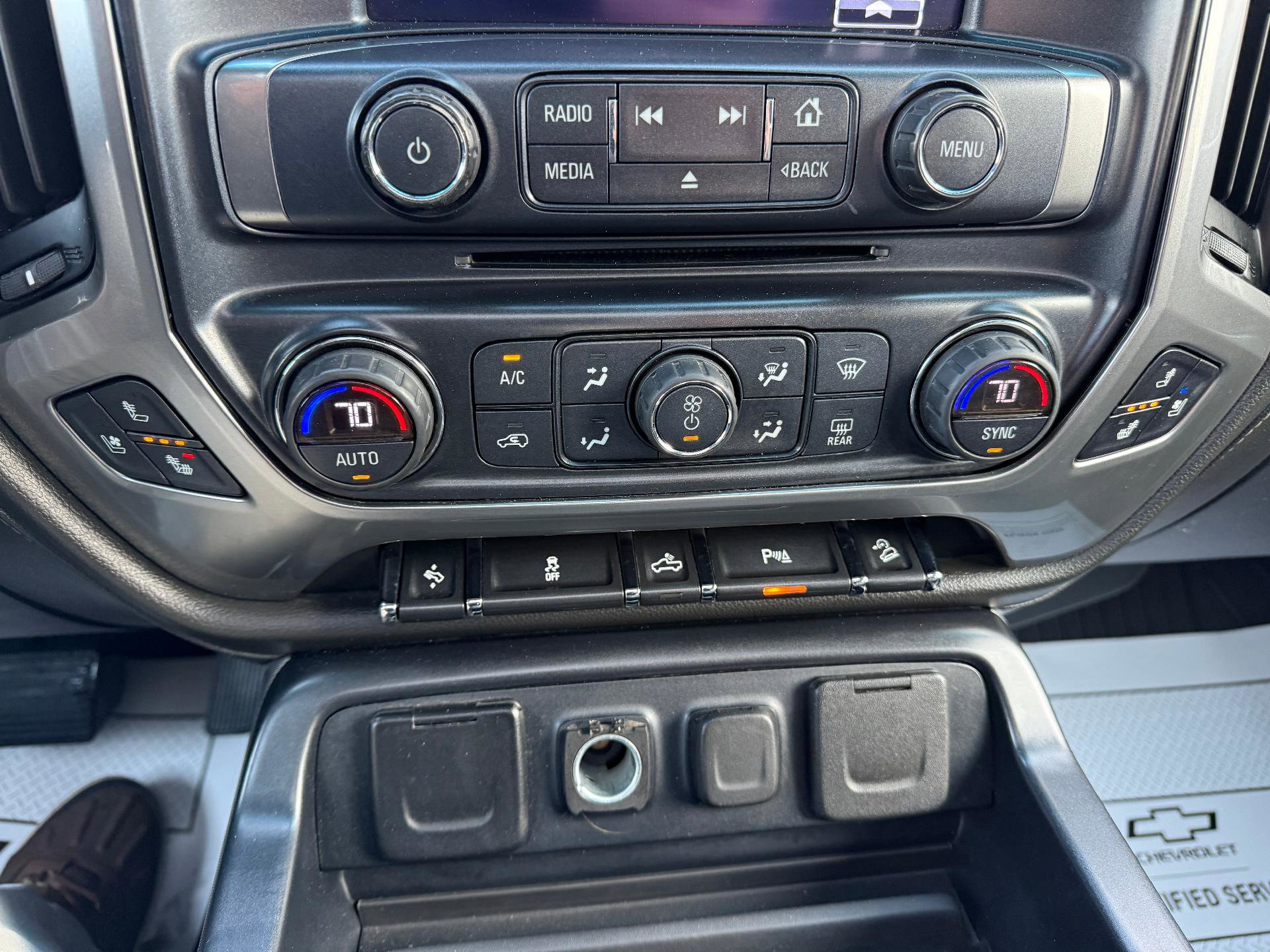 Used 2018 Chevrolet Silverado 1500 LTZ image 25