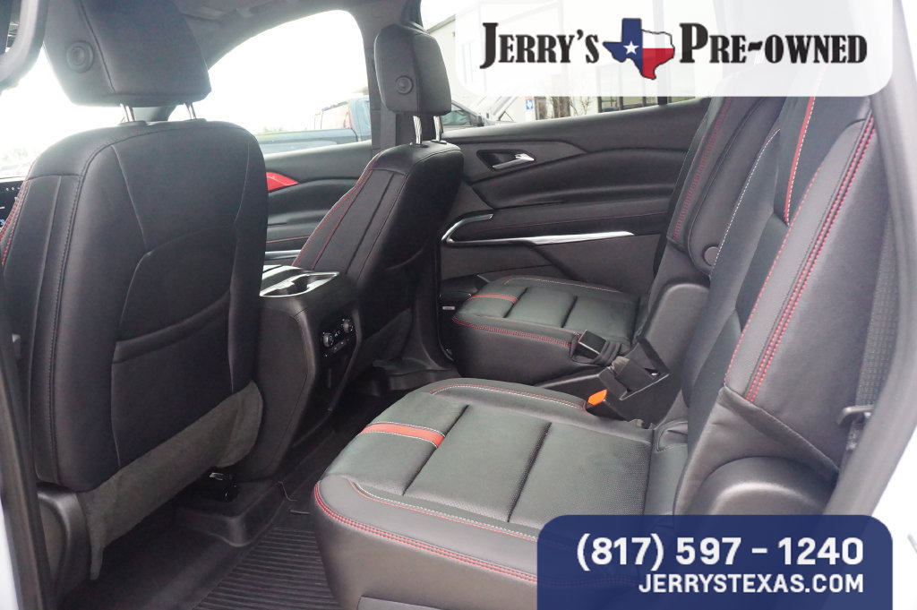 Used 2026 Chevrolet Traverse RS FWD image 20