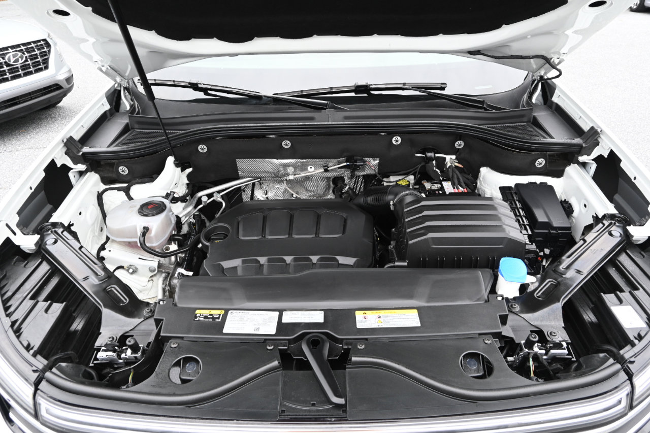 Used 2024 Volkswagen Atlas SE image 35