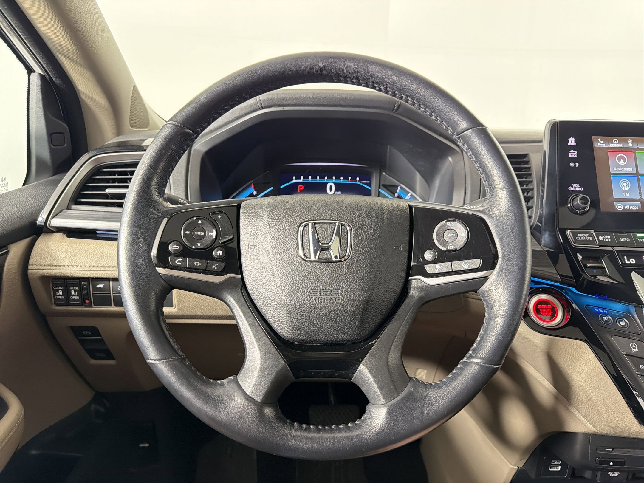 Used 2023 Honda Odyssey Elite image 16