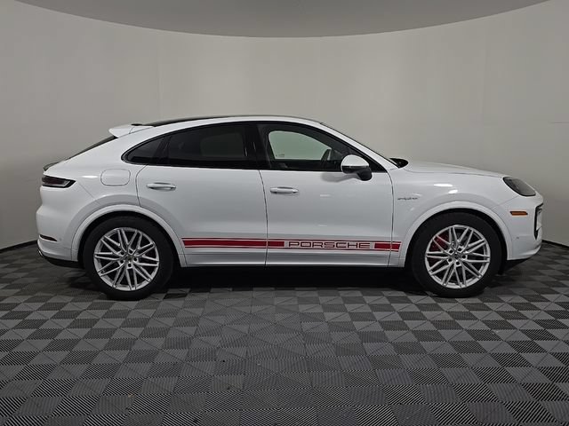 New 2025 Porsche Cayenne S AWD/4WD image 8