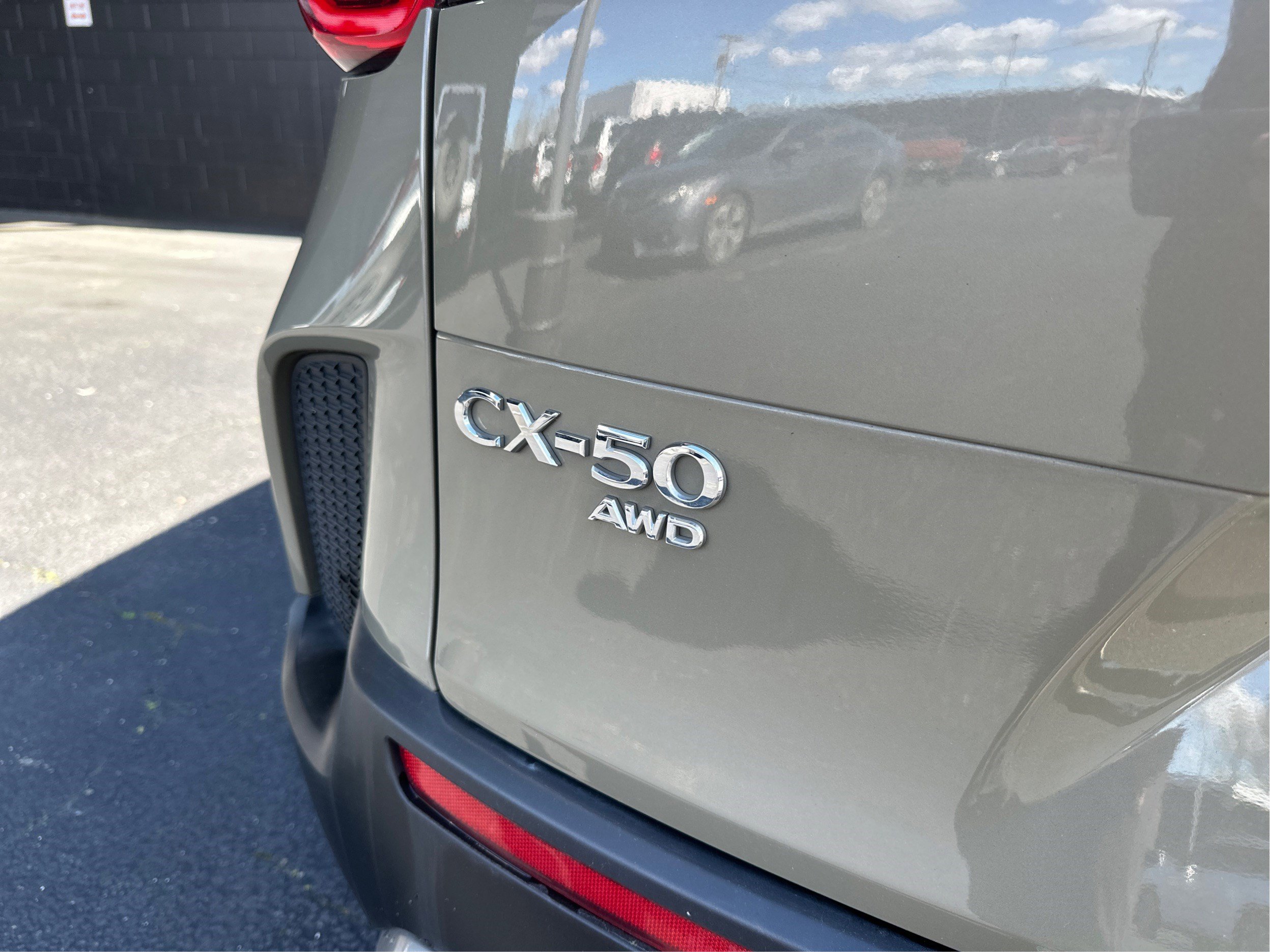 Used 2023 MAZDA CX-50 Meridian Edition w/ Cargo Package AWD/4WD image 13