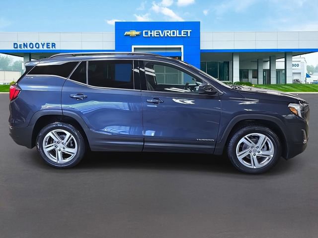 Used 2018 GMC Terrain SLE w/ Driver Convenience Package image 6