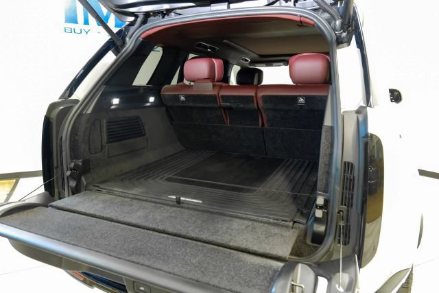 Used 2025 Land Rover Range Rover Long Wheelbase Autobiography AWD/4WD image 63