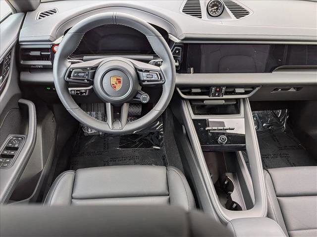 New 2024 Porsche Macan 4 Electric image 15