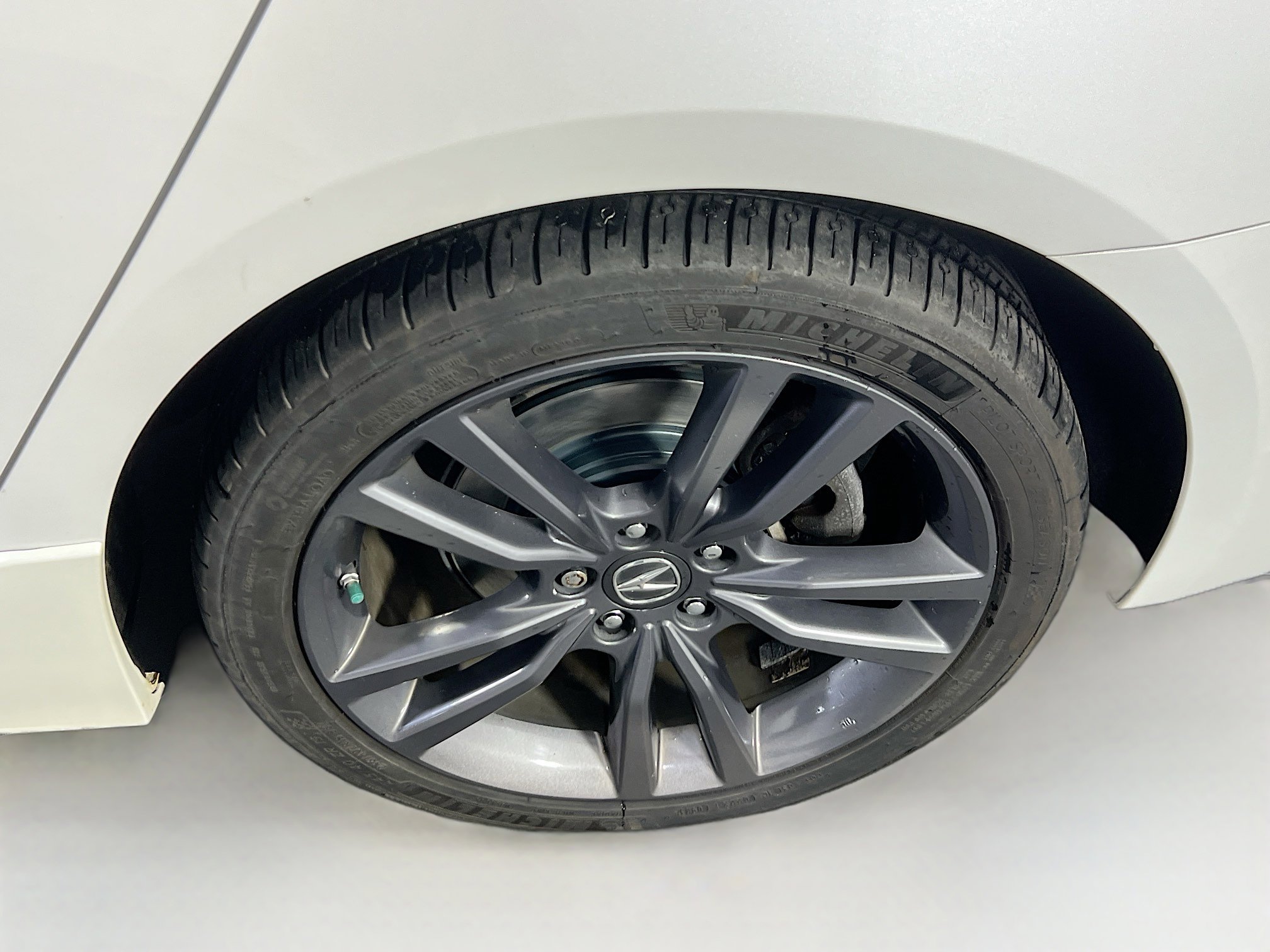 Used 2018 Acura TLX V6 w/ Technology & A-SPEC Pkg image 31