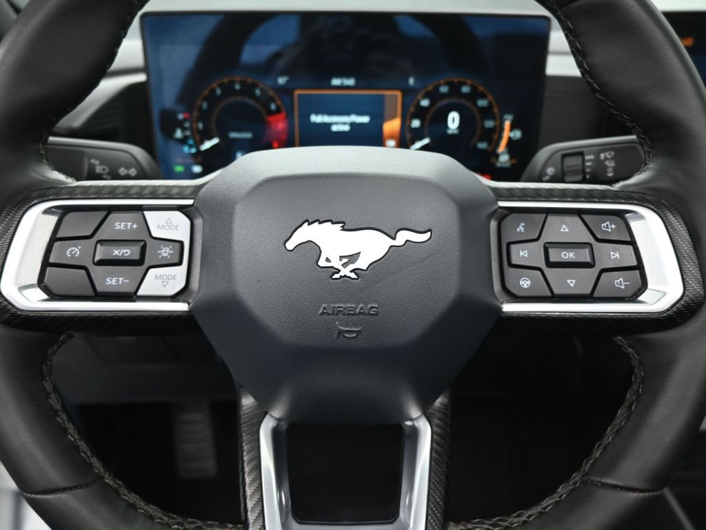 Used 2024 Ford Mustang EcoBoost image 12