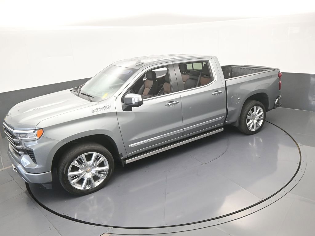 Used 2023 Chevrolet Silverado 1500 High Country w/ High Country Premium Package AWD/4WD image 54