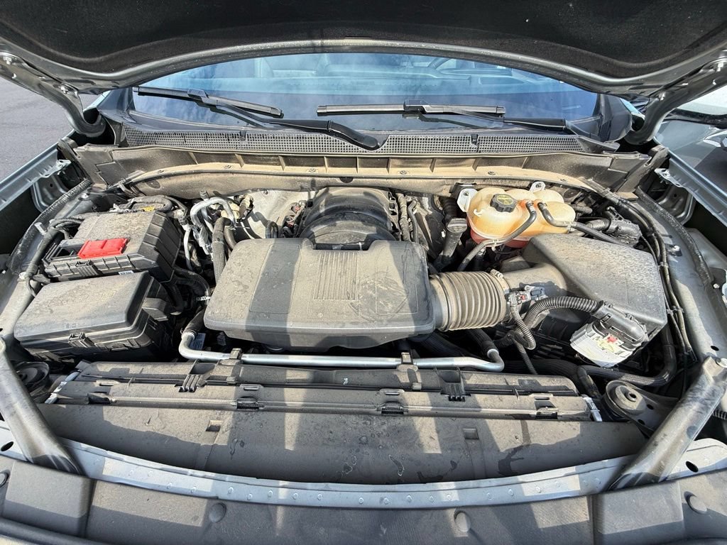 Used 2025 Chevrolet Tahoe Z71 AWD/4WD image 32