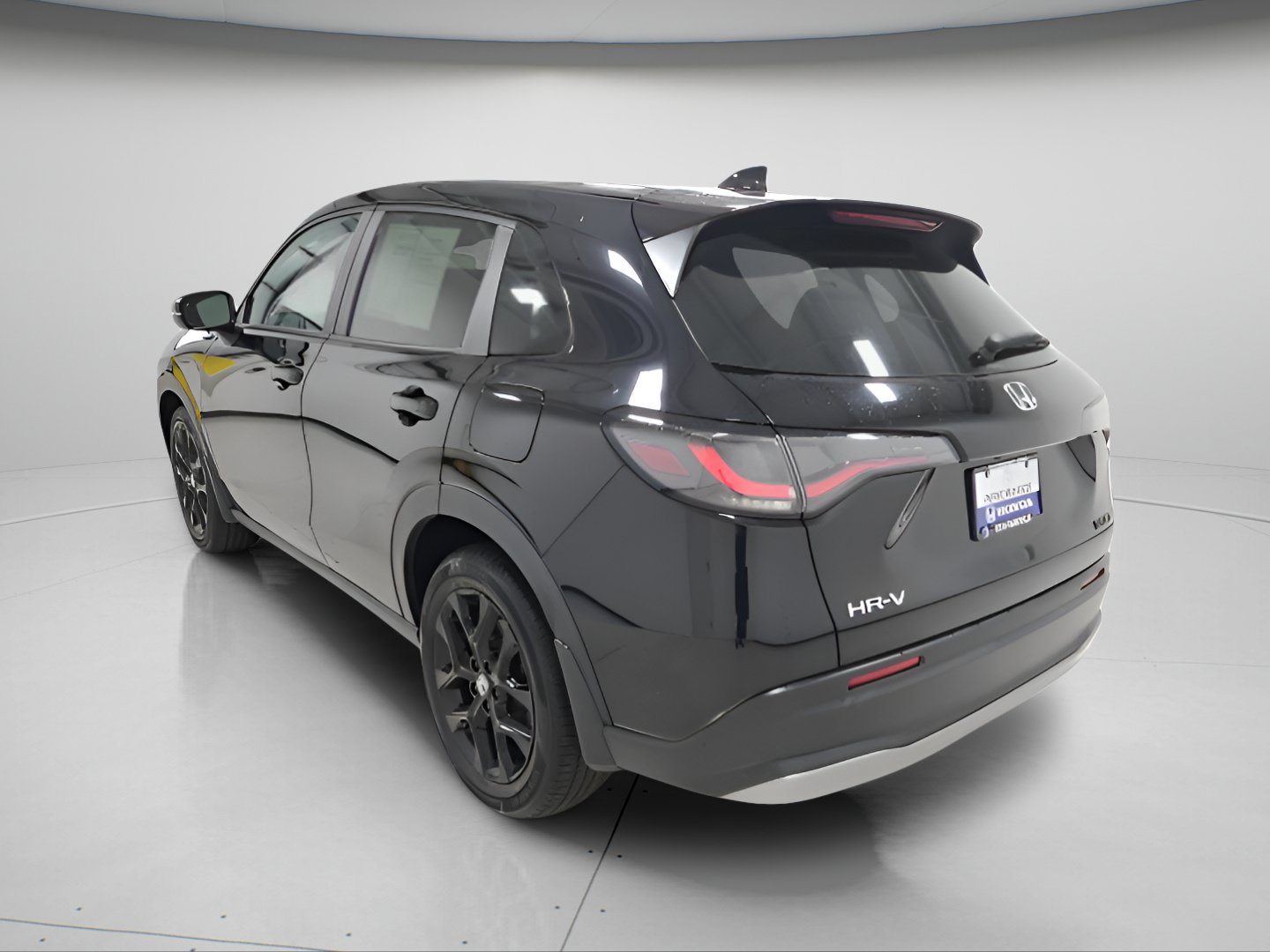 Certified 2024 Honda HR-V Sport image 5