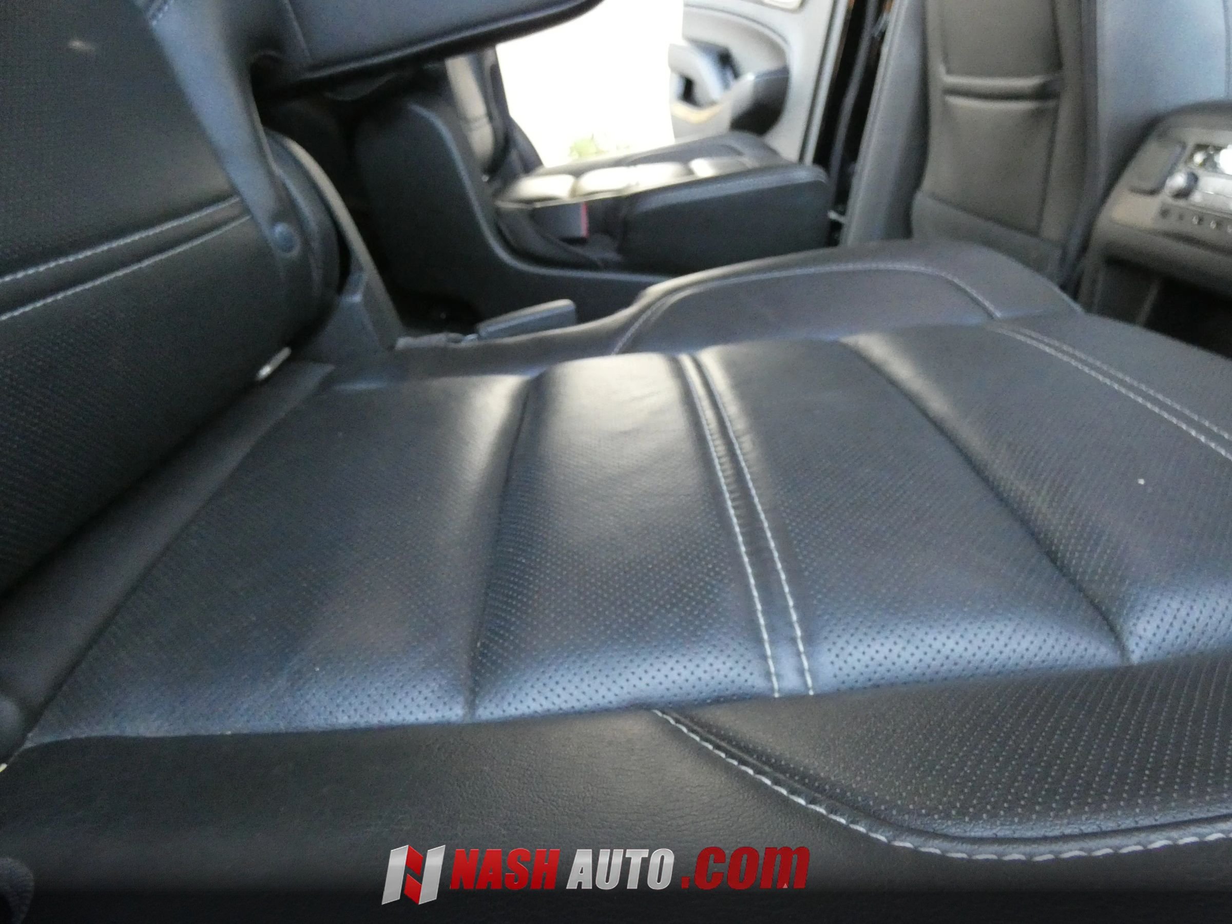 Used 2017 GMC Yukon Denali w/ Open Road Package RWD image 34