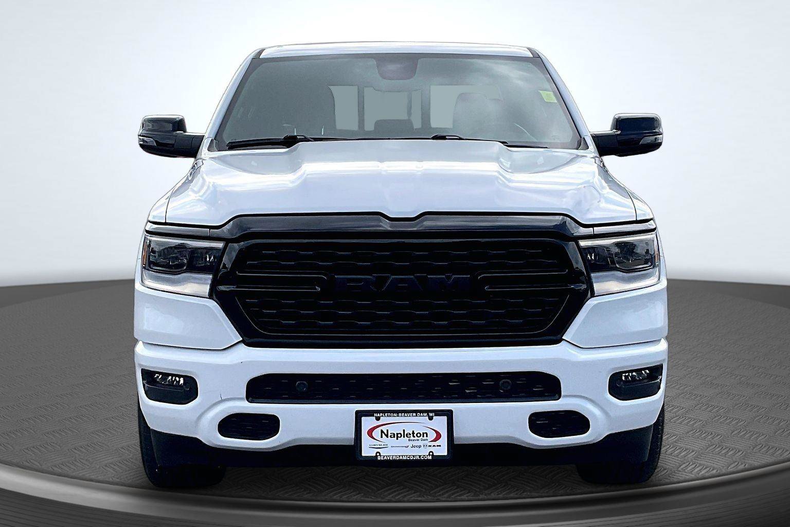 Used 2023 RAM 1500 Big Horn AWD/4WD image 3