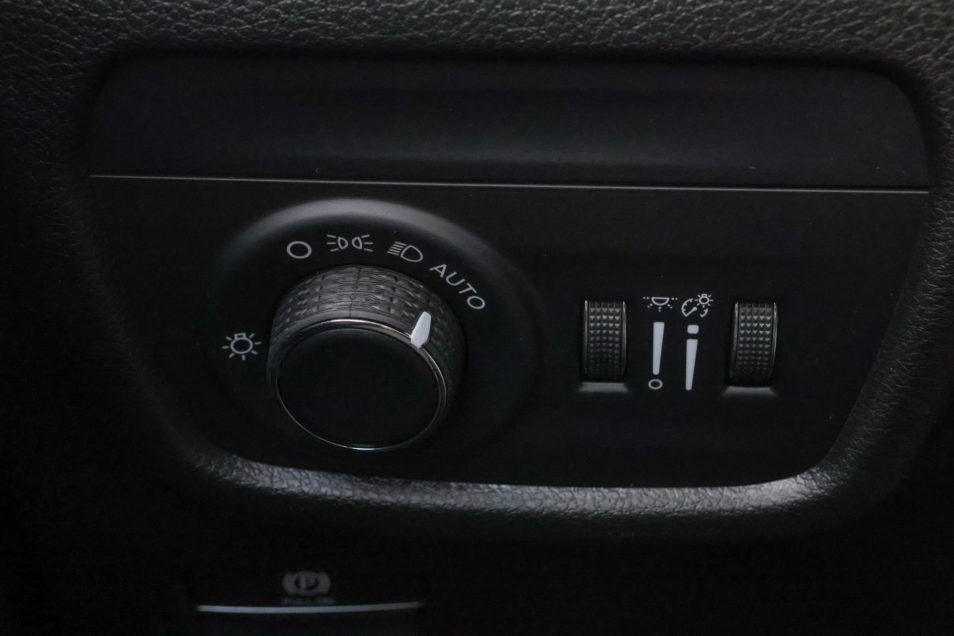 New 2026 Jeep Grand Cherokee Altitude image 29