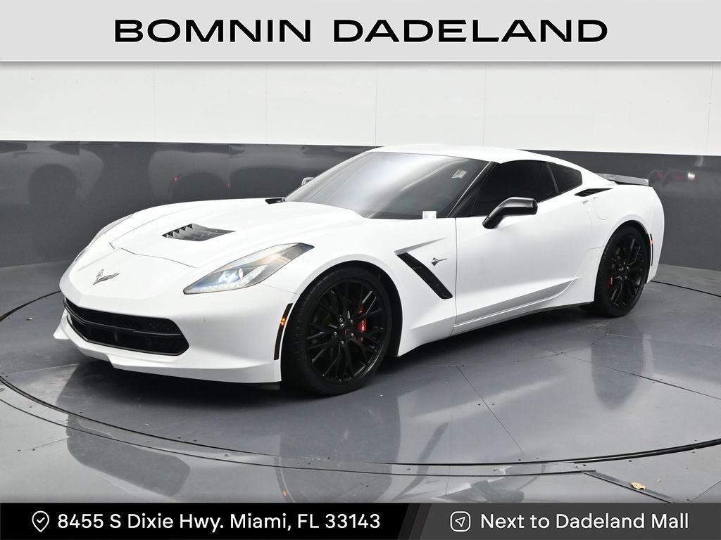 Used 2015 Chevrolet Corvette Stingray Coupe image 1