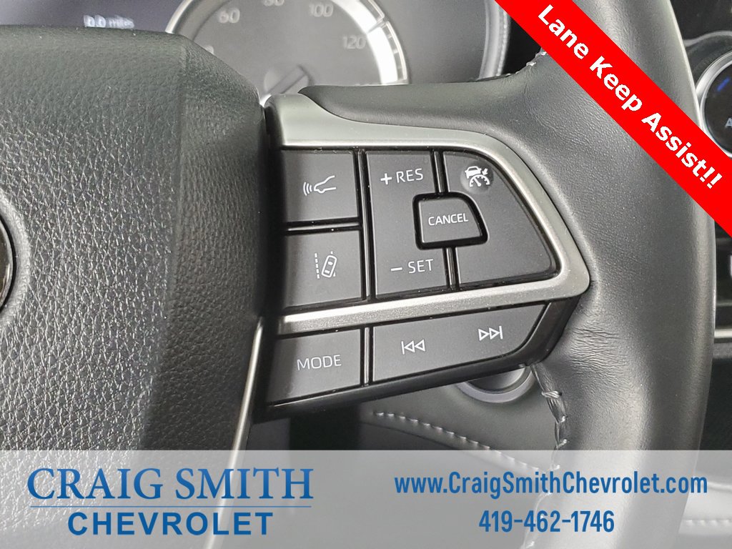 Used 2024 Toyota Highlander LE image 7