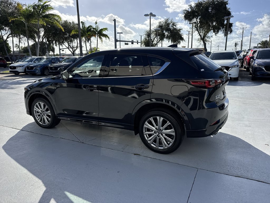 Used 2023 MAZDA CX-5 Signature AWD/4WD image 12