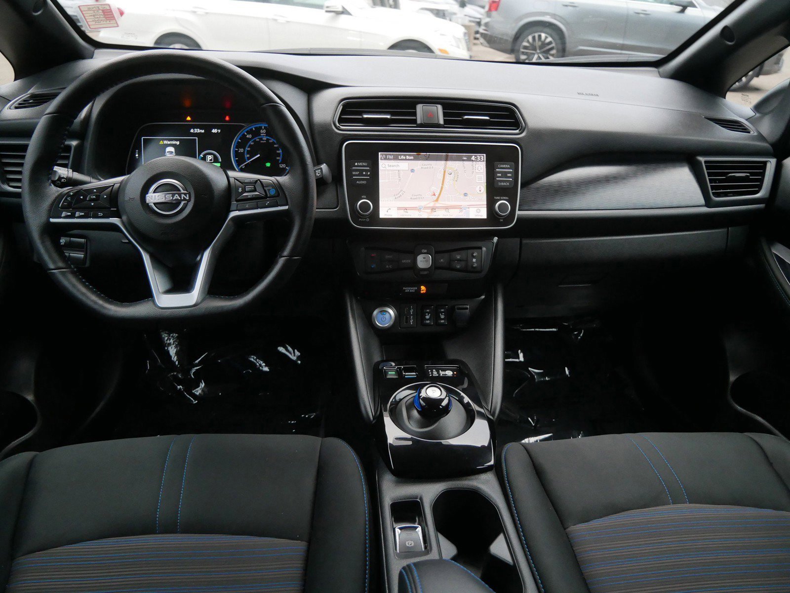 Used 2025 Nissan Leaf SV Plus image 13