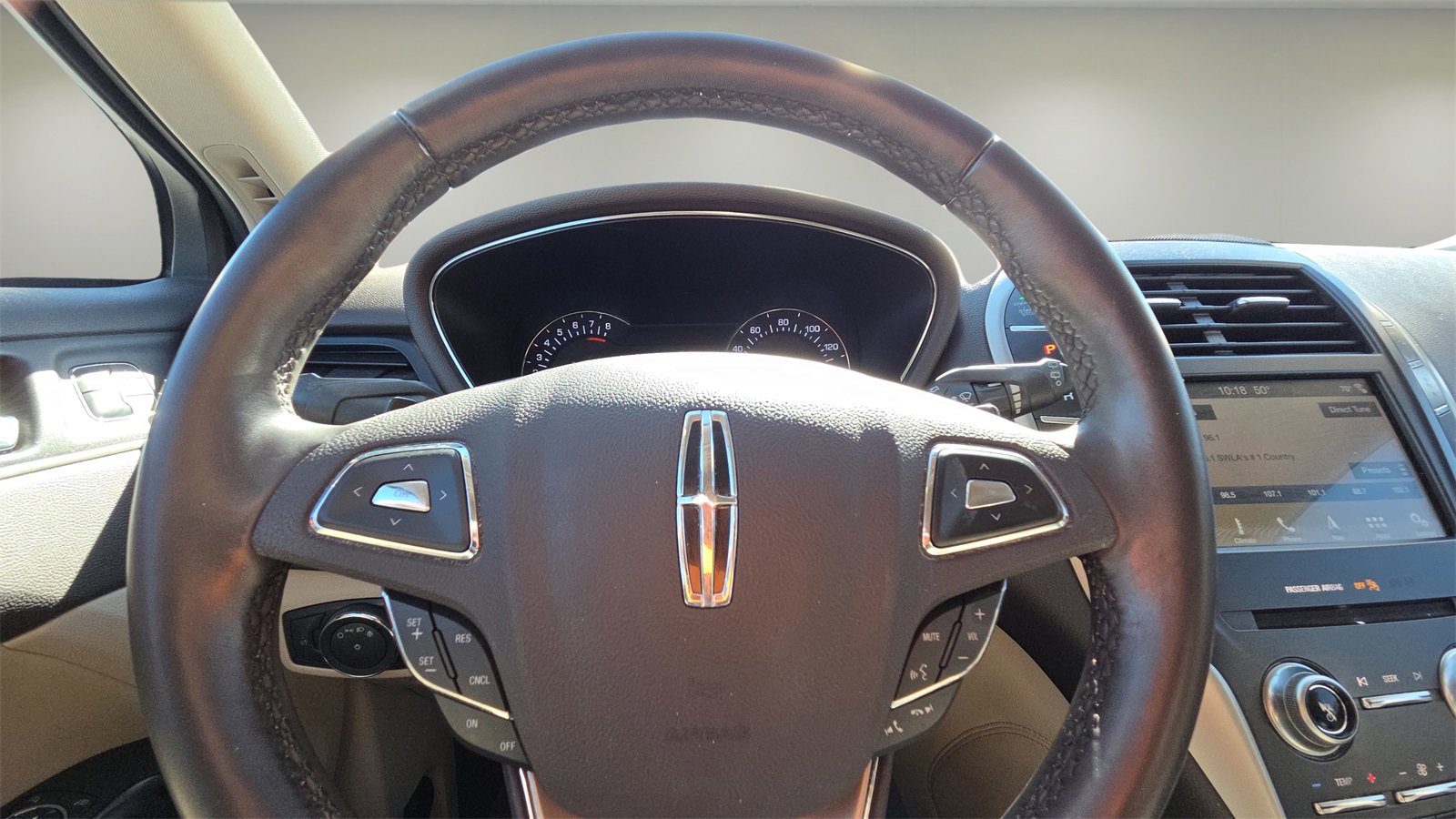 Used 2019 Lincoln MKC Select w/ Select Plus Package image 12