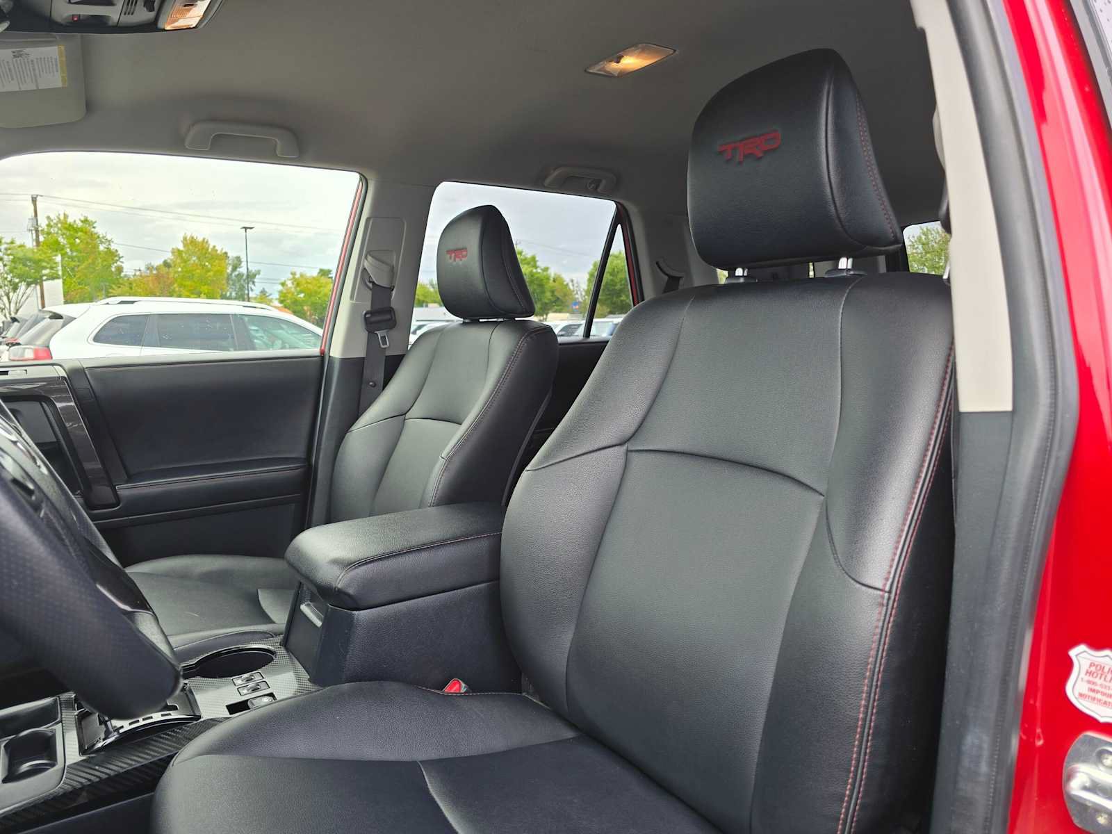 Used 2022 Toyota 4Runner TRD Off-Road Premium AWD/4WD image 25