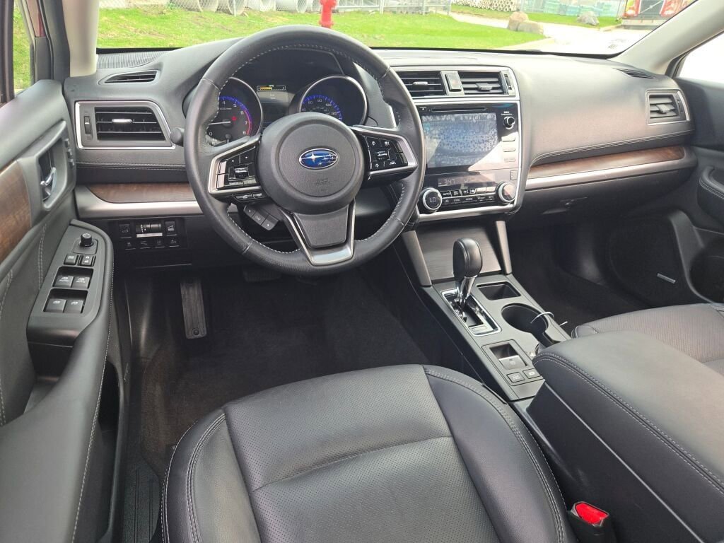 Used 2018 Subaru Outback 2.5i Limited AWD/4WD image 17