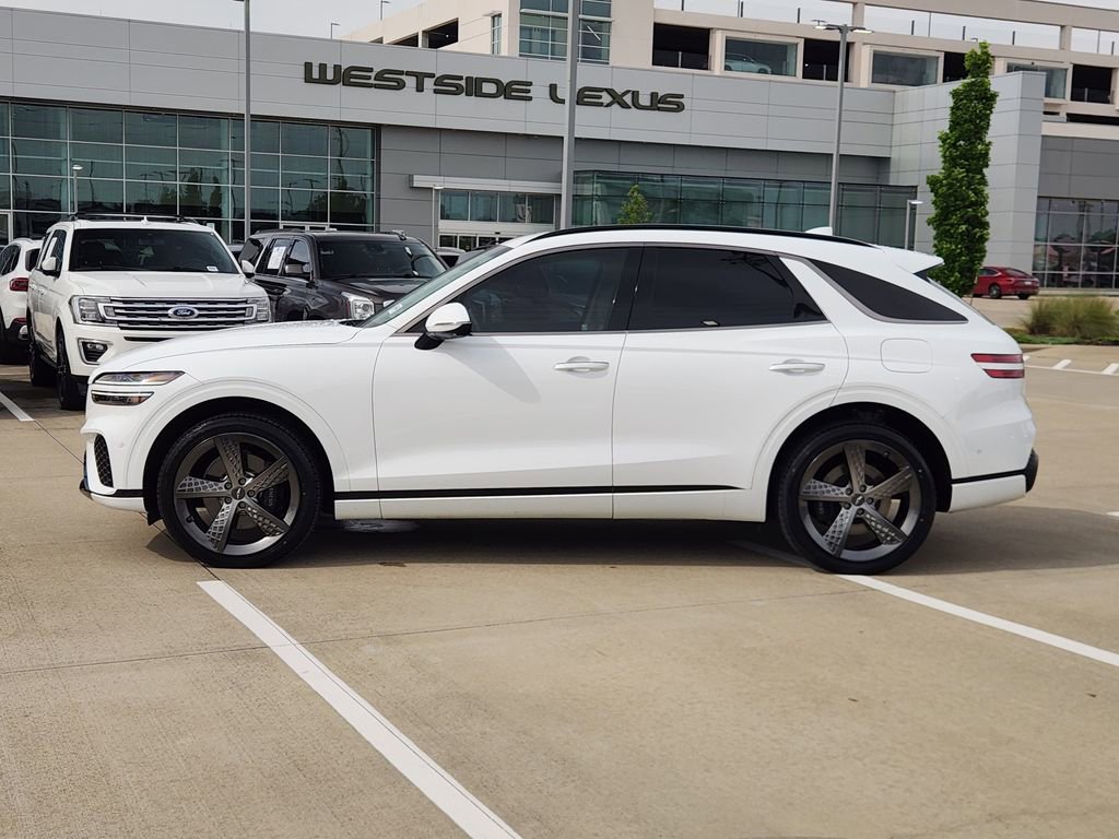 Used 2024 Genesis GV70 3.5T Sport w/ Sport Prestige Package AWD/4WD image 4
