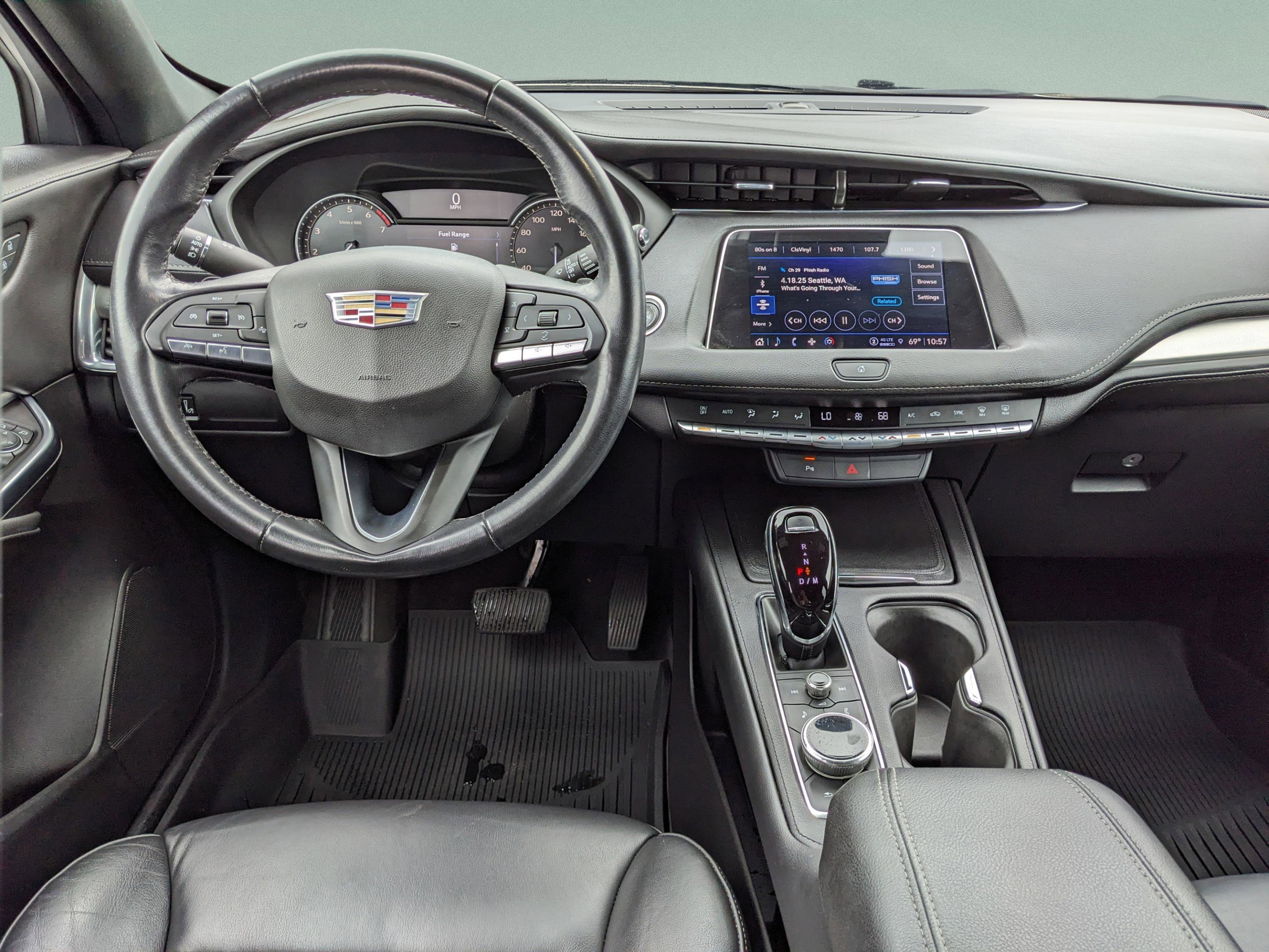 Used 2022 Cadillac XT4 Premium Luxury w/ Safety Alert Package image 19