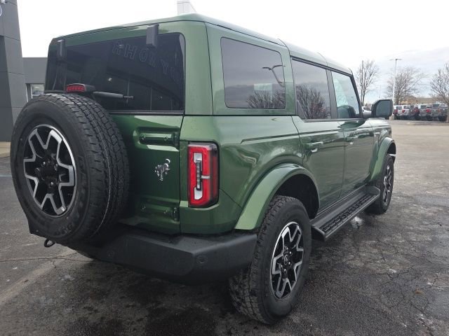 Used 2025 Ford Bronco Outer Banks image 4