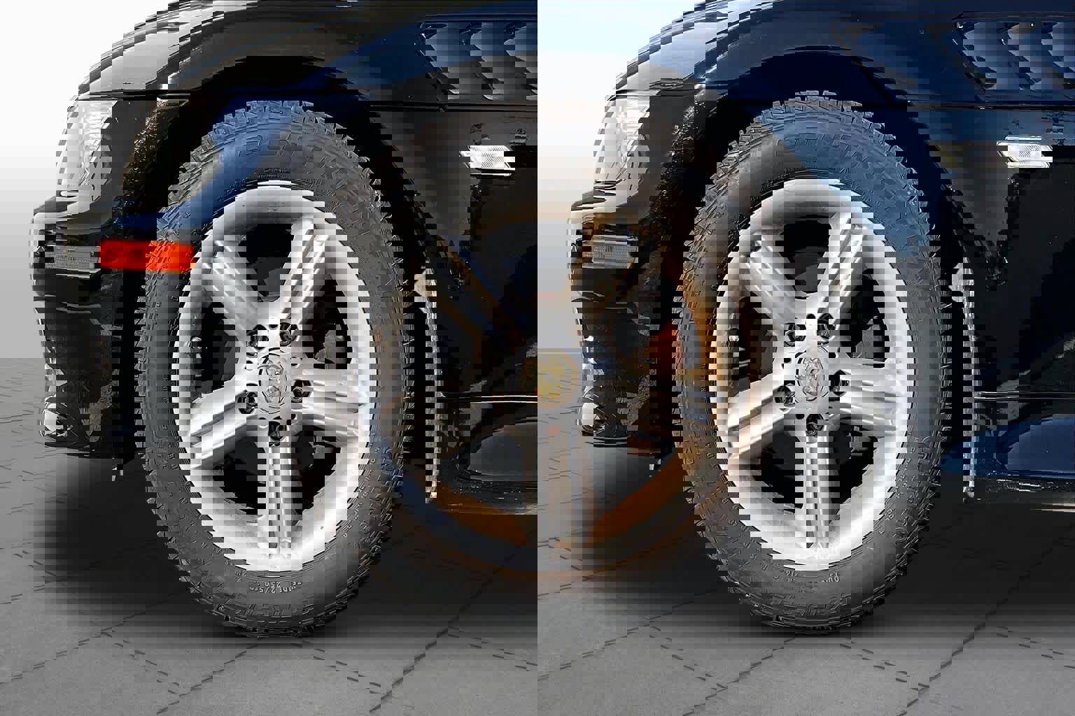 Used 2000 BMW Z3 2.5i image 10