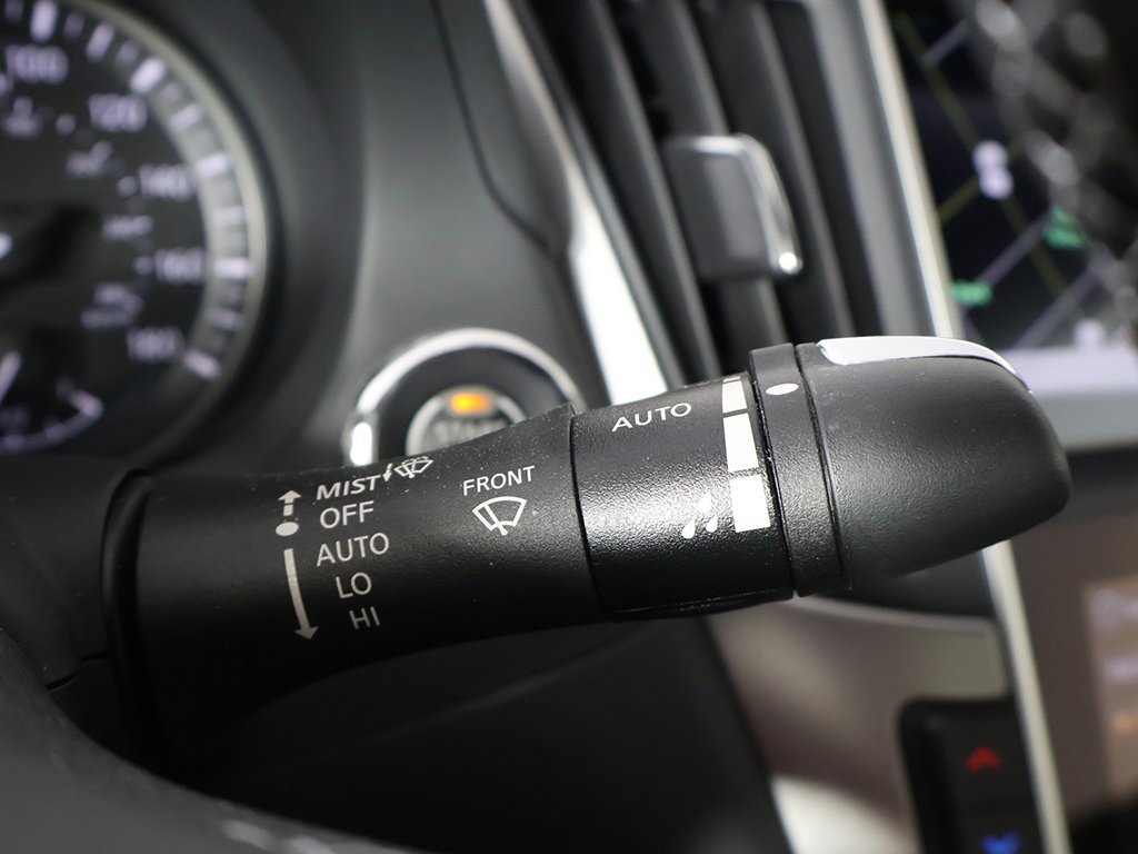 Used 2022 INFINITI Q60 3.0t Luxe w/ Essential Package image 39