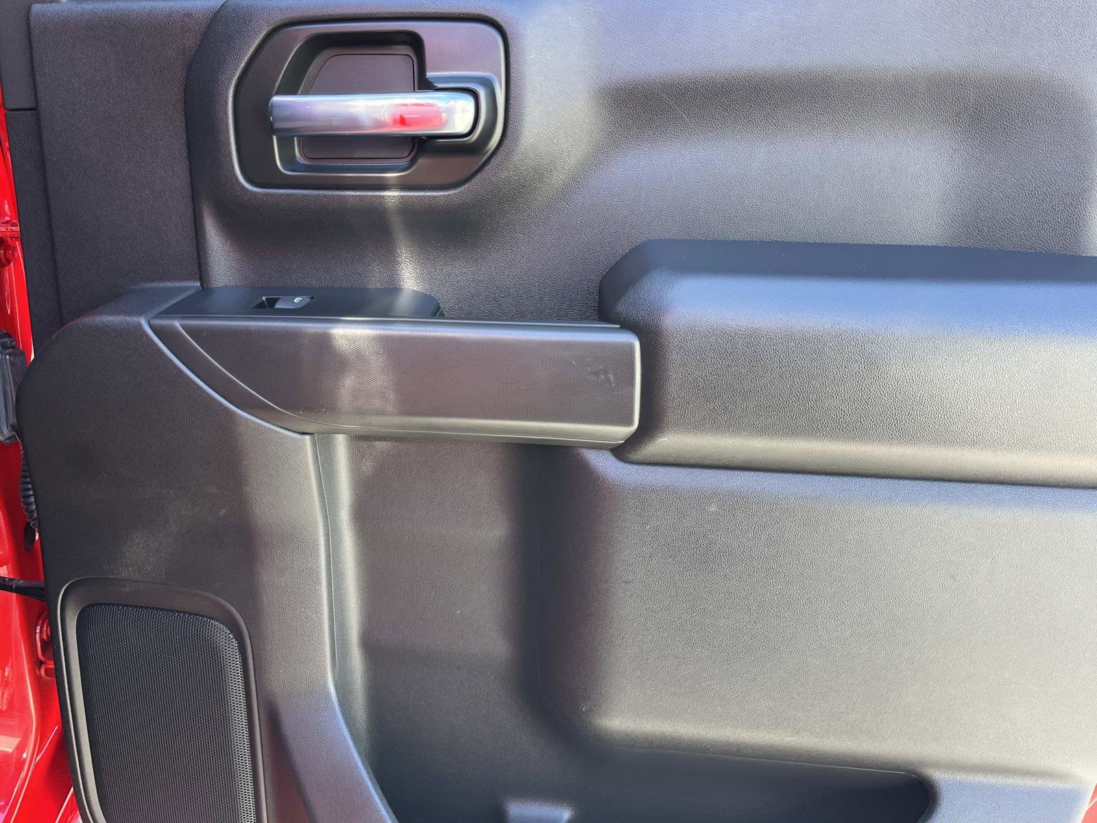 Used 2023 Chevrolet Silverado 1500 Custom image 21