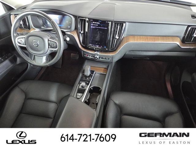 Used 2022 Volvo XC60 B5 Momentum AWD/4WD image 30