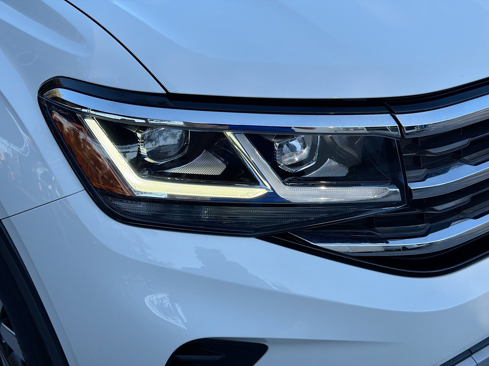 Used 2023 Volkswagen Atlas Cross Sport SE image 33