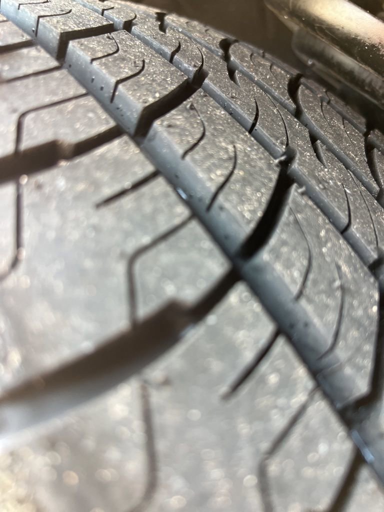 Used 2023 Buick Envision Essence w/ Sport Touring Package FWD image 10