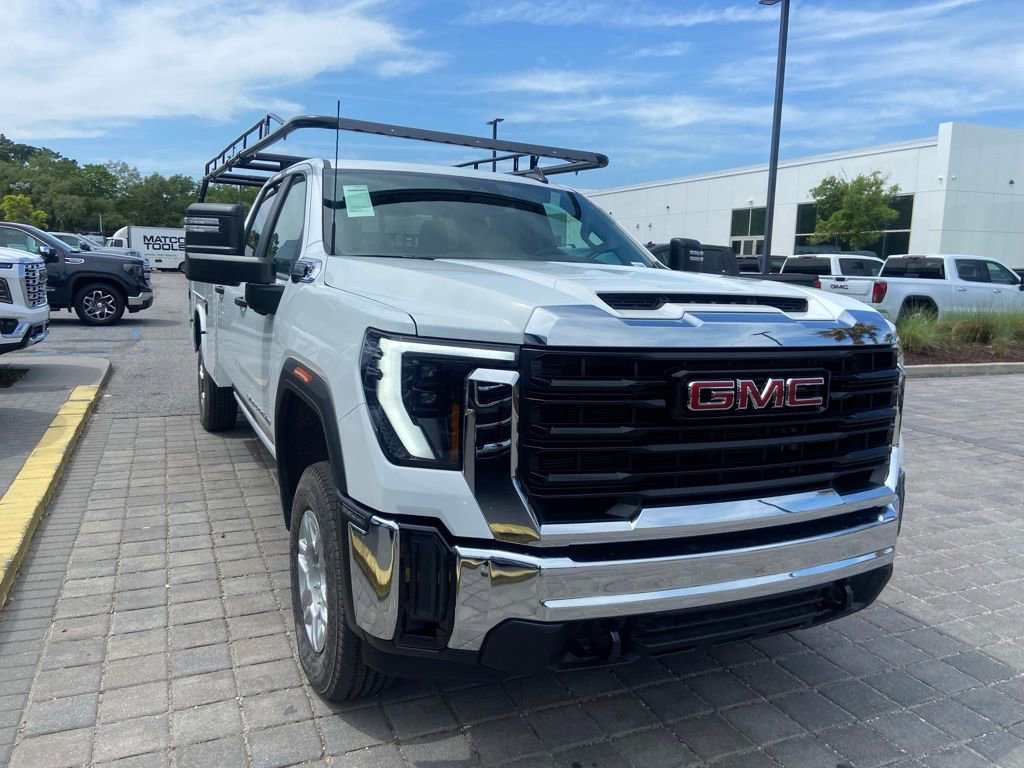 New 2026 GMC Sierra 2500 Pro w/ Convenience Package AWD/4WD image 4