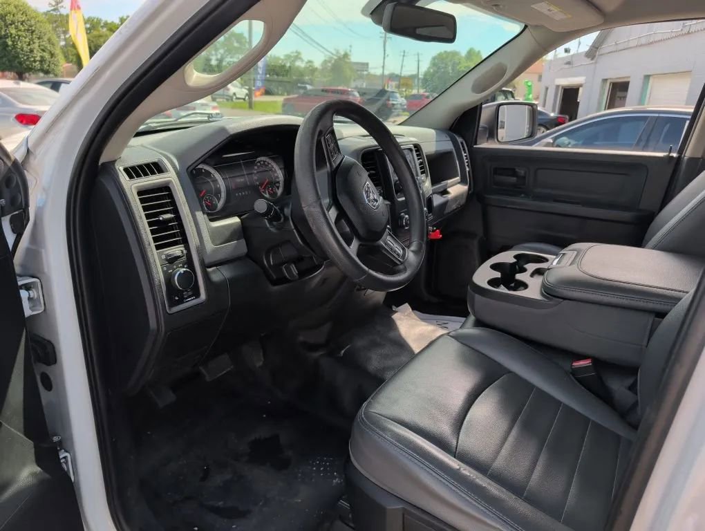 Used 2018 RAM 1500 Tradesman RWD image 21