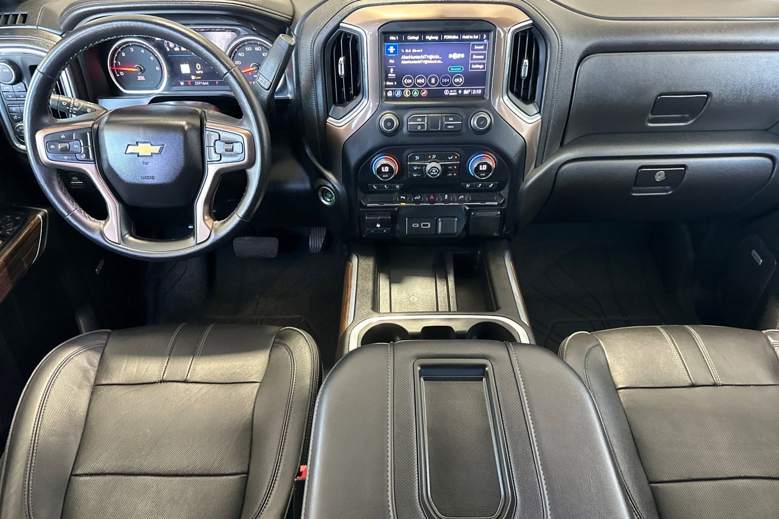 Used 2022 Chevrolet Silverado 3500 High Country AWD/4WD image 13