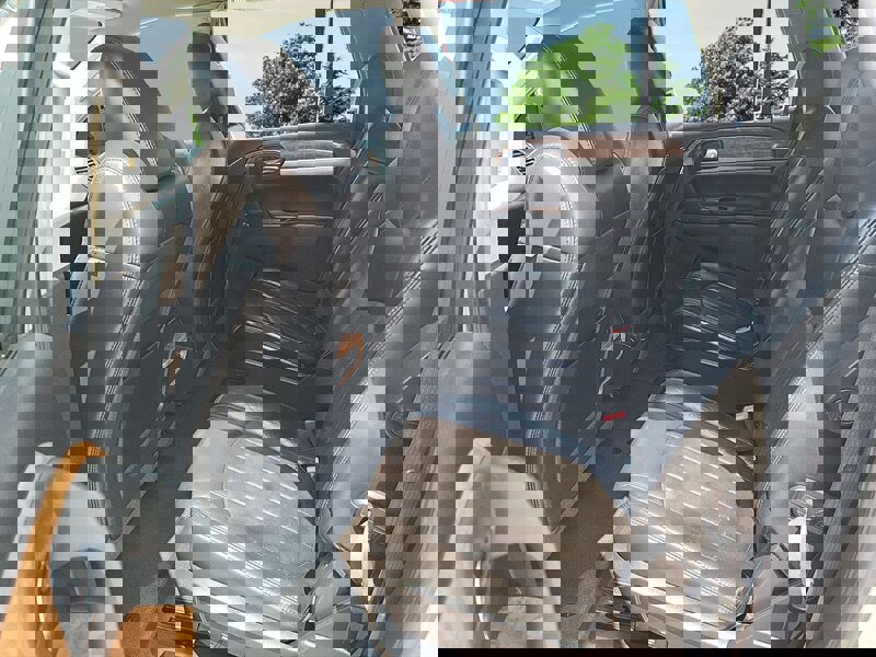 Used 2009 Buick Enclave CXL w/ Driver Confidence Package image 11