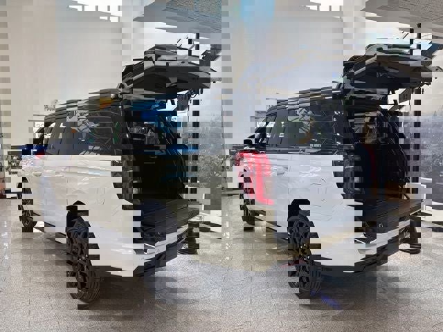 New 2026 Ford Expedition Max Platinum w/ Stealth Performance Package image 4