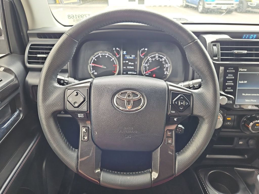 Used 2020 Toyota 4Runner TRD Off-Road Premium w/ Moonroof Package AWD/4WD image 20