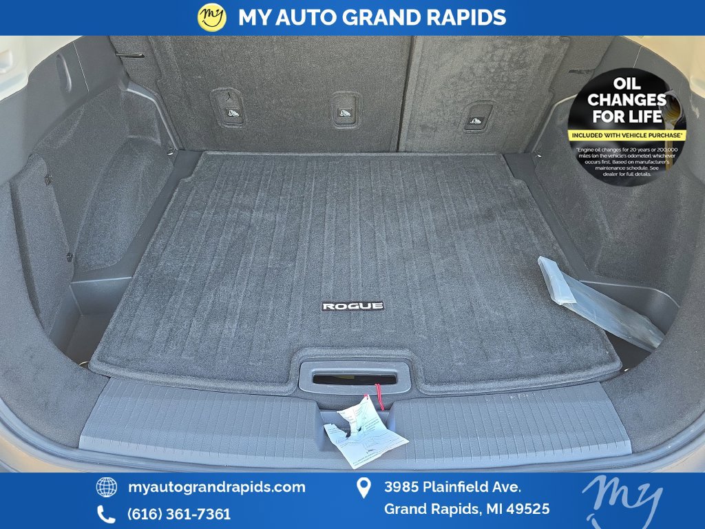 Used 2023 Nissan Rogue SV AWD/4WD image 24