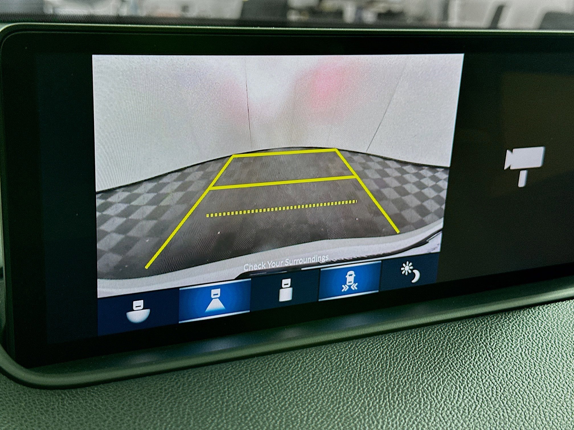 Used 2022 Acura MDX FWD image 21