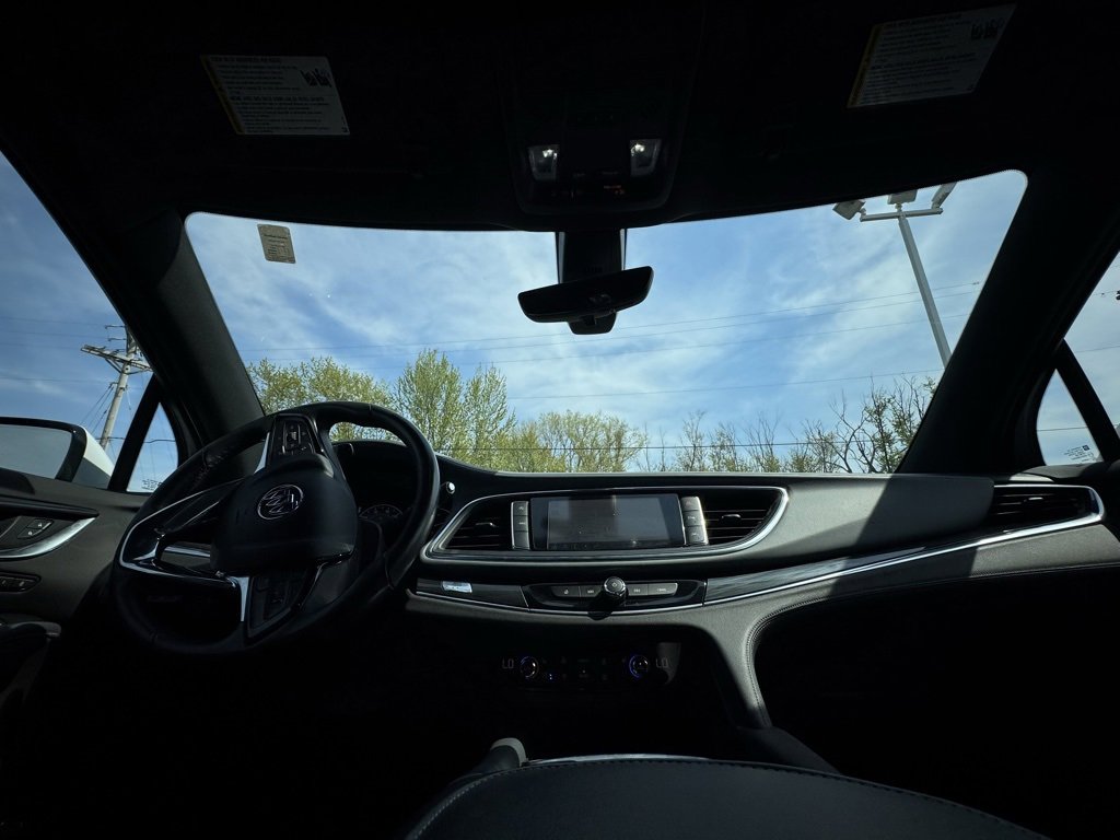 Used 2024 Buick Enclave Premium image 42