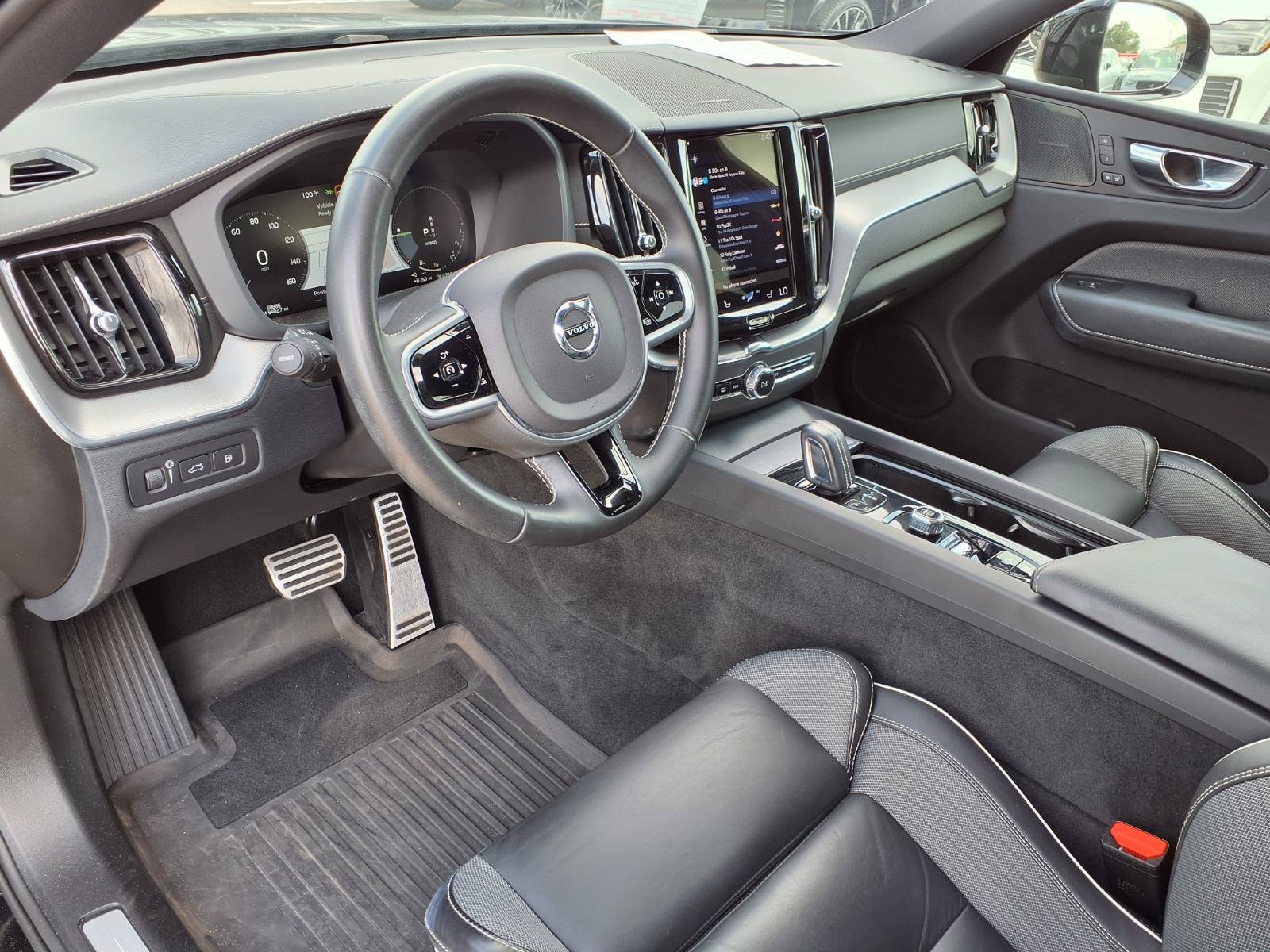 Used 2021 Volvo XC60 T8 R-Design AWD/4WD image 19