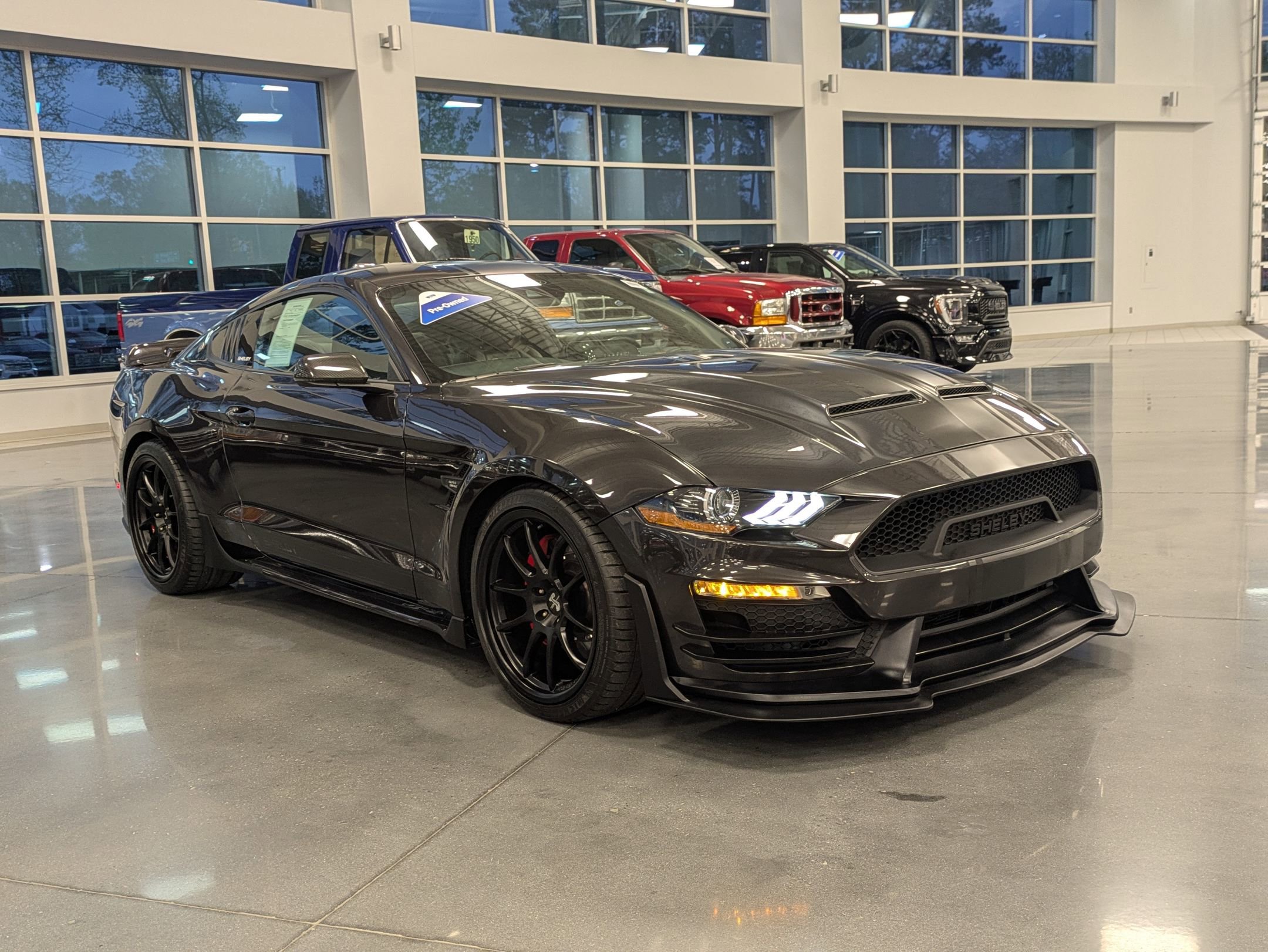 Used 2022 Ford Mustang GT Premium w/ GT Performance Package RWD image 2
