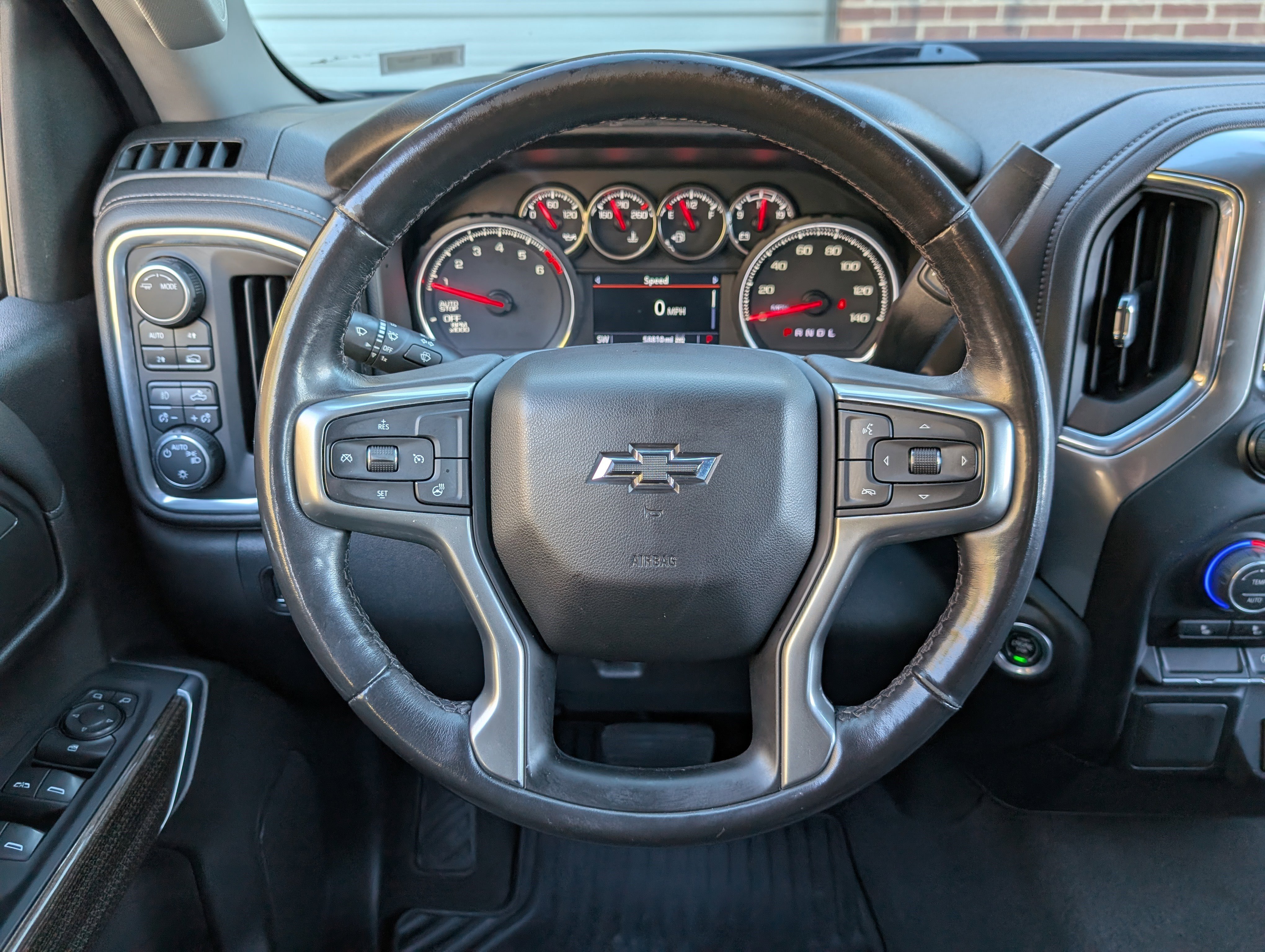 Used 2021 Chevrolet Silverado 1500 LT image 23