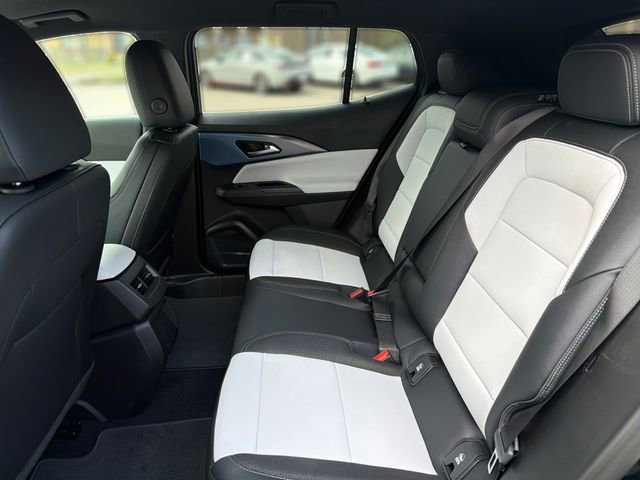 New 2026 Chevrolet Equinox EV LT AWD/4WD image 10