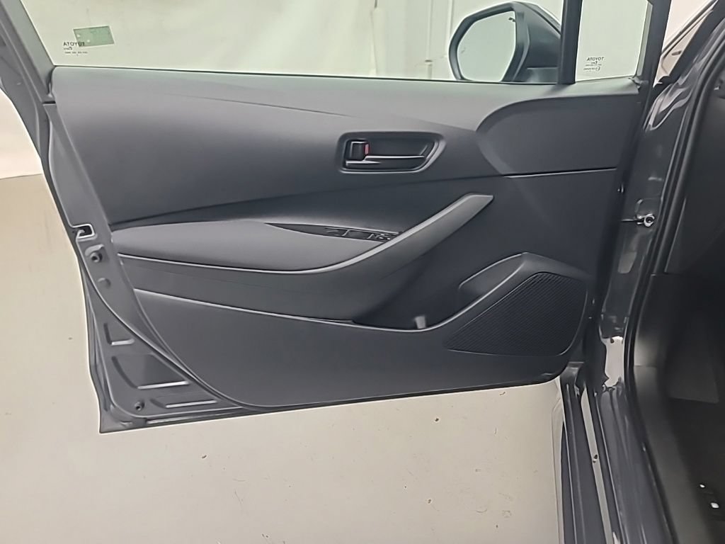 Used 2026 Toyota Corolla LE FWD image 22
