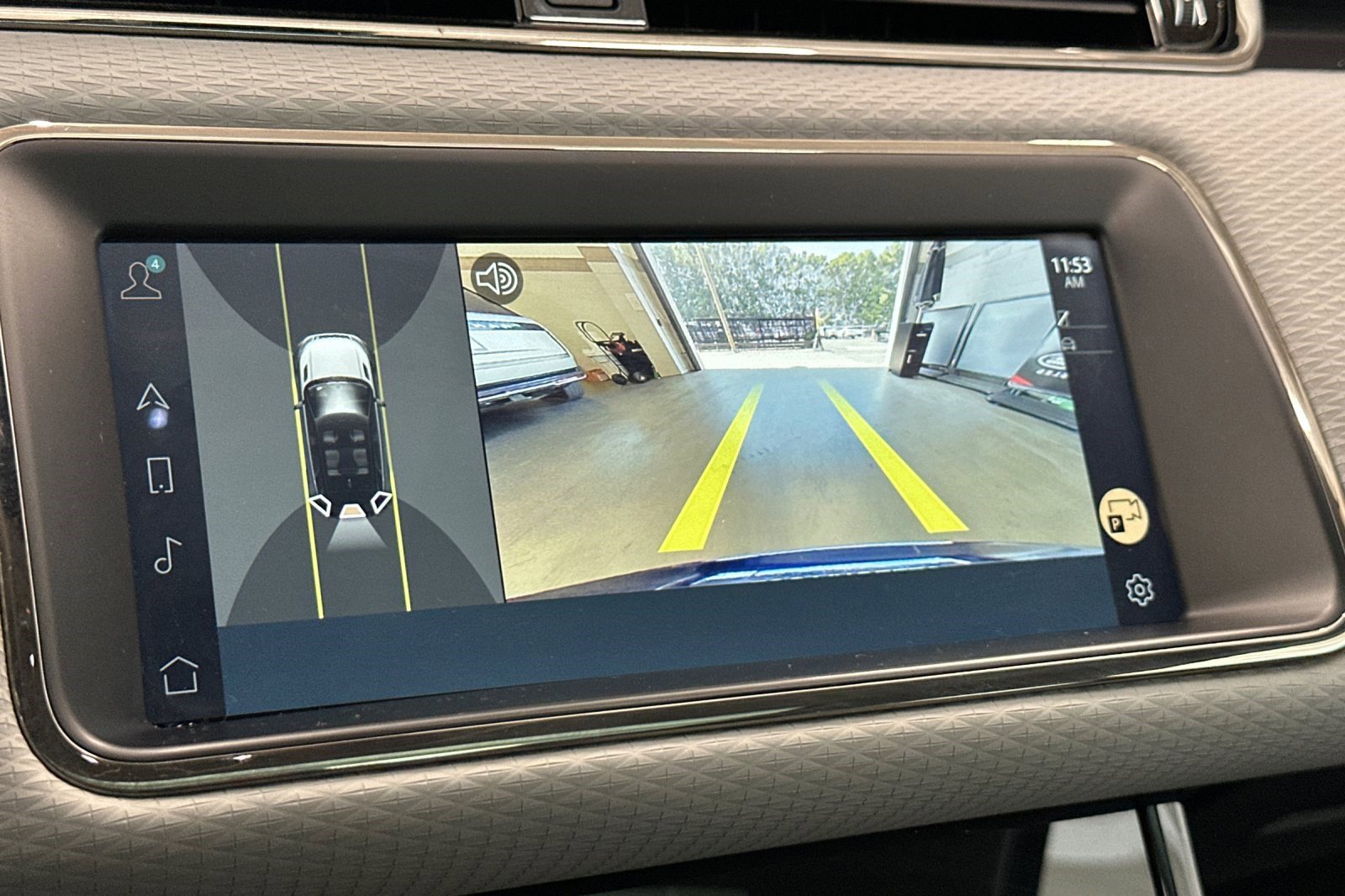 Used 2022 Land Rover Range Rover Evoque R-Dynamic S image 21